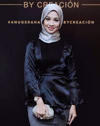 Nur Nabila Mohd Razali On Instagram Gambar Lama Tembam Skit Time Ni Bahagia Fashion Girl Hijab Beautiful Women
