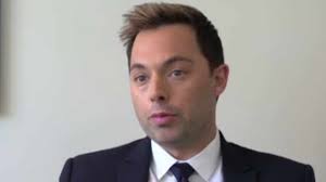 Kollaps: Falcon lägger ner processen mot pensionsmyndigheten