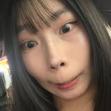 店長好👋🏻👋🏻👋🏻台灣也會有專屬星級店長嗎🥺