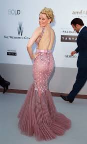 Pineapple at bottom of sea. Elizabeth Banks Height Weight Wiki Age Family Biography Elizabeth Banks Elizabeth Red Carpet Dresses