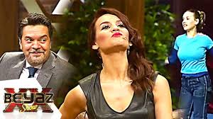 Esra Erol Un 15 Yasindaki Halleri Beyaz Show In 2020 Couple Photos Couples Playlist