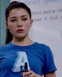 In april 2021, the series was renewed for a second season. Abby Littman Ginny And Georgia Video In 2021 Georgia Fangirl Georgia Wallpaper