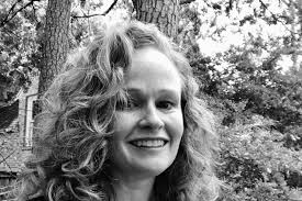 Meet Elizabeth Howley — HOUnited