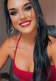 Chantell Flores's Instagram, Twitter & Facebook