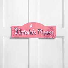 Our personalized kids' wooden name signs are the perfect décor piece for any kid's room or nursery. Personalized Kids Room And Door Wood Signs Daisy Delight 25 50 Personalize At Blackacedesign Com