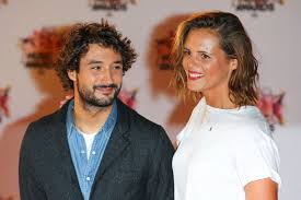 Nov 27, 2020 · regarde comme je suis un coeur et deux poings je vis, je veux, j'oublie comme toi ni plus ni moins regarde comme je crie. Jeremy Frerot Fait Des Confidences Sur Sa Demande En Mariage A Laure Manaudou