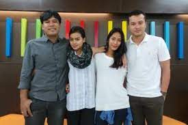 Selain itu, wanita cantik ini dulu juga dikenal sebagai mantan pacar nicholas saputra. Nicholas Saputra Dan Tara Basro Mesra Di Pantai