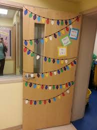 Pin By Tara Anne On School Classroom Christmas Decorations Diy Christmas Door Decorations Christmas Classroom Door
