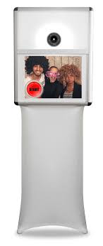 Fotobox, photobooth oder fotoautomaten mieten und unvergessliche momente festhalten! Fotobox Mieten Zum Aktionspreis Schon Ab 195 Mit Foto Druck Flatrate