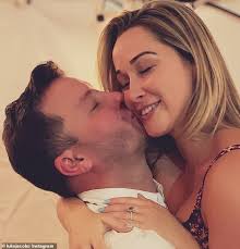 I'm the host of the australian x factor! I M A Celebrity Star Luke Jacobz S Fiancee Is Reportedly Furious At Homewrecker Comments Daily Mail Online