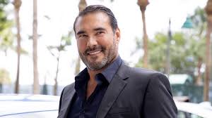 Eduardo Yáñez and His Son: A Key Distancing | Ours Abroad News