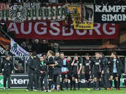 It is a generic stadium which can be assigned to specific clubs. Kunstschutze Trochowski Fuhrt Augsburg Zum Premierensieg Fussball Rnz
