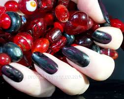 Matte black and glossy black nails. Matte Black With Glossy Detail Nail Art Promakeupme