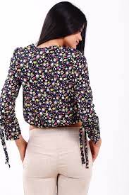 Kol Bagcikli Cicekli Siyah Bluz Giyim Indirim Kampanya Bayan Erkek Bluz Gomlek Trenckot Hirka Etek Yelek Mont Kase Kaban E Moda Siyah Bluz Mont