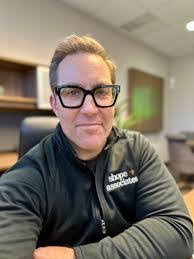 Dana Trowbridge's Instagram, Twitter & Facebook