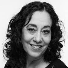 Mary Esson's Instagram, Twitter & Facebook