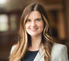 Melissa Knutson's Instagram, Twitter & Facebook