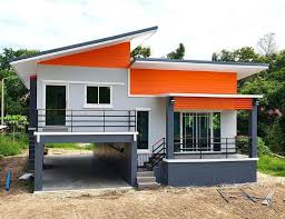 Seperti halnya sebuah pohon, warna hijau identik kombinasi warna ini akan membuat anda seperti mendapatkan energi yang positif, perasaaan yang lembut. 40 Contoh Rekomendasi Perpaduan Warna Cat Rumah Yang Bagus