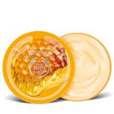 Chez The Body Shop La Beaute N A Qu Une Seule Source La Nature Le Packaging Met En Avant Le Natu Soins Naturels Pour La Peau The Body Shop Soin Du