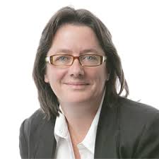 Deirdre Walker's Instagram, Twitter & Facebook