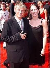 She stands at an attractive height of 5 feet 9 inches and weighs about 68 kg. Who Is Sue Bird Dating Sue Bird Girlfriend Wife