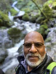 Where is this group based because I'm in California and no one else seems  to be 🤔 😂