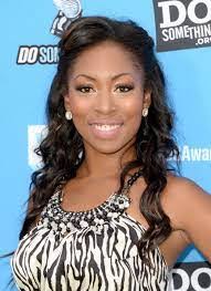 Nikki Mcelroy's Instagram, Twitter & Facebook