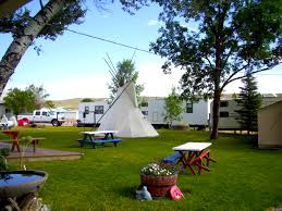 There are some suitable campgrounds to accommodate you when you book an rv trailer rental in great falls. Benton Rv Park Campground At Fort Benton Montana Rv Parks Campground Get Outdoors