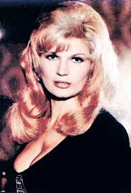 Nenad Marić povodom izložbe crteža u Galeriji DOB: “Ostanite živi”