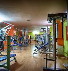 Notre mission est de vous aider à trouver la bonne salle de sport pour vous (re)mettre au sport et mener ainsi une vie plus saine. Les Salles De Sport En France Superprof