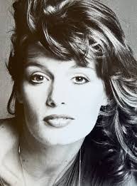 Lynn Russo's Instagram, Twitter & Facebook