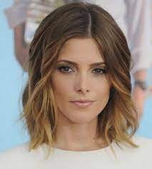 Frisuren 2018 Frauen Mittellang Stufig Coole Frisuren Kurzhaarfrisuren Frisuren Damen Halblang