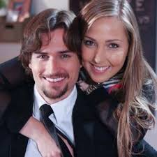 Jon Ecker & Vanessa Pose