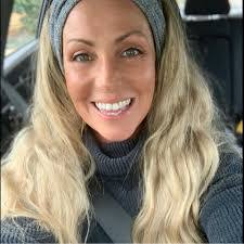 Cassandra Elson's Instagram, Twitter & Facebook