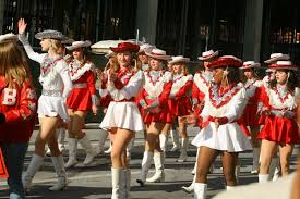 However, how cinco de mayo is celebrated and even who participates in it has c. Dia De Accion De Gracias Historia Y Festejos