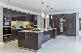 Extreme Contemporary Minimal High Gloss Kitchen Design In Private Mansion Modernkitchendesign Modern Kitchen Design Luxury Kitchens Modern Kitchen Interiors