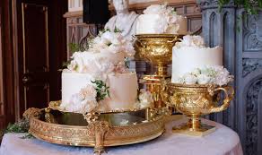 Search for flowers uk with us. Royal Wedding Cake That Said It With Flowers Royal News Express Co Uk