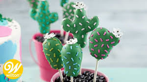 You ve probably seen succulent and cactus cakes flooding your instagram feed all summer long, but have you seen a cactus cake this adorable? Wiltoncakes On Twitter How To Make Cactus Cake Pops Https T Co Zs5qqn18hl Wiltoncakes Succulents