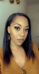 Can someone edit my hair to cover my shoulder?