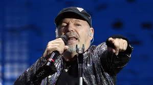 2 dicembre jesolo, palainvent 4 dicembre torino, pala alpitour 7 dicembre firenze, nelson mandela forum 11 dicembre bologna, unipol arenadi 13 dicembre milano, mediolanum forum 17 dicembre roma, palazzo dello sport. Vasco Rossi Rilancia I Concerti Per L Estate Prossima Non Stop Live Festival 2021 Fa Tappa A Imola