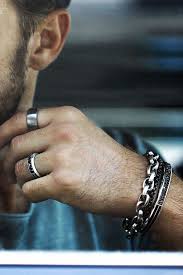 Man About Town In Sterling Silver Style By David Yurman Jewelry Style For Men Man Stuff Accesorios Para Hombre Joyeria Para Hombre Pulseras Masculinas