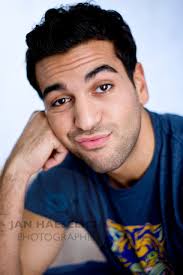 By clicking this link you will find 284 hq gifs sized 268x151 of elyas m'barek in 'fack ju göhtes' as requested by @elyasemsbarek. Elyas M Barek Bildershop Von Jan Haeselich Photographie