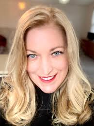 Sherry Hanscom's Instagram, Twitter & Facebook