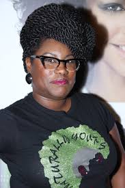 Hair Street Style: Curls And Conversations in Charleston