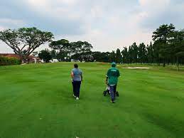 Nate wrote on how to use statistics to shape your golf practice (p49), all this and more in the january 2021 issue of the circular. Royal Selangor Golf Club Puttering Around The World