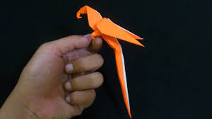Sangat mudah sekali dalam membuatnya oleh karena itu perhatikan dengan baik videonya, selamat mencoba. Cara Membuat Origami Burung Macaw Parrot Origami Binatang Youtube