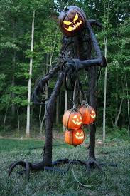 101 Simple Outdoor Halloween Decor Ideas Lady Decluttered Halloween Decorations Diy Outdoor Awesome Outdoor Halloween Decorations Halloween Yard Decorations