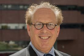 Lee Cohen, MD Wins Prestigious Vivian Pinn Research Award