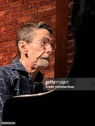 8,239 Musicians Fred Stock Photos, High-Res Pictures, and Images