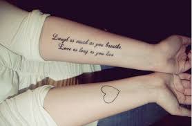 Hình xăm chữ là thể loại hình xăm đơn giản vừa đẹp vừa ý nghĩa, cá tính và được ưa chuộng nhất nhưng để chọn cho mình một vị trí phù hợp cho hình xăm chữ càng thêm đẹp, ý nghĩa không phải ai cũng biết đâu nhé. Nhá»¯ng Hinh XÄƒm Chá»¯ Ä'áº¹p Va Y NghÄ©a Cho Nam áº¥n TÆ°á»£ng Nháº¥t